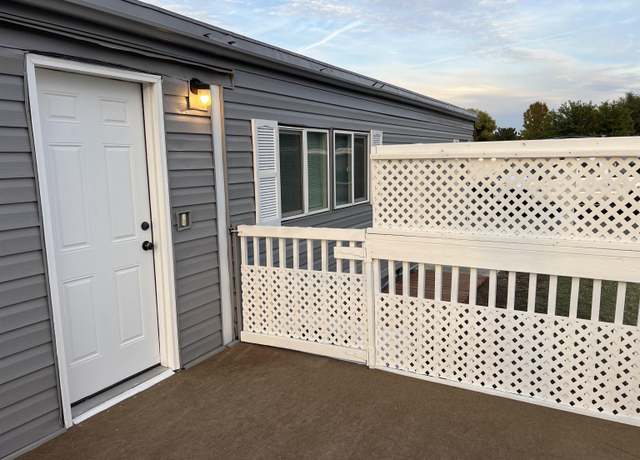 Property at 205 N 69th Ave, West Richland, WA 99353, 2 beds, 2 baths