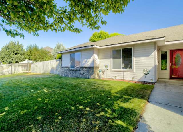 Property at 186 Sell Ln, Richland, WA 99352, 3 beds, 2 baths