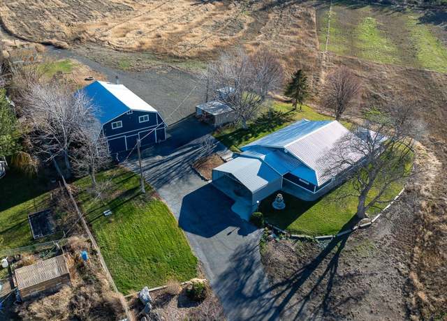Property at 104105 E Badger Rd, Kennewick, WA 99338, 3 beds, 1.5 baths