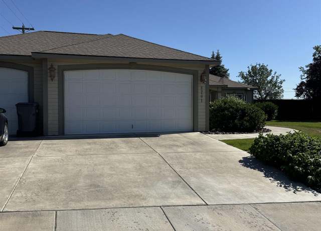 Property at 8201 W Bruneau Ave, Kennewick, WA 99336, 3 beds, 2 baths