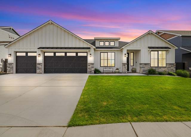 Property at 9806 Coho Ct, Pasco, WA 99301, 4 beds, 3 baths
