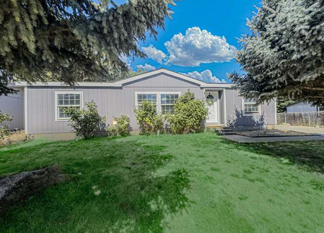 Property at 2312 S Dennis St, Kennewick, WA 99337, 3 beds, 2 baths