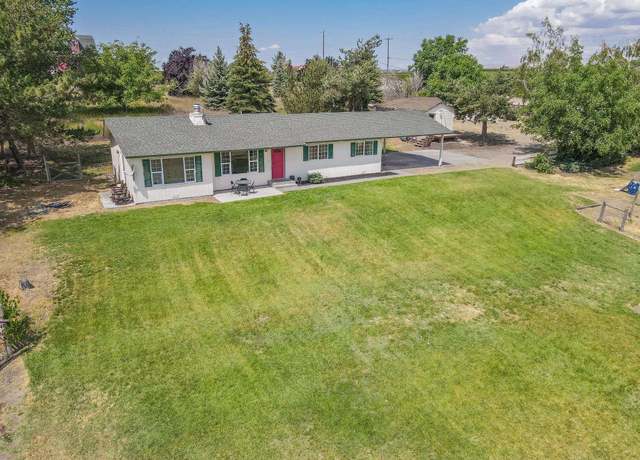 Property at 640 Arrowsmith Rd, Sunnyside, WA 98944, 3 beds, 1 bath