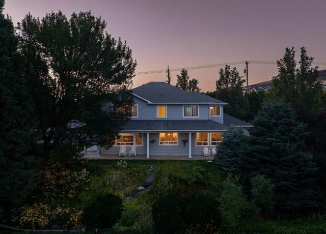 Property at 98708 E Clover Rd, Kennewick, WA 99338, 3 beds, 0.5 baths