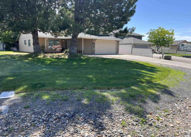 Property at 2506 Crane Dr, West Richland, WA 99353, 3 beds, 2 baths
