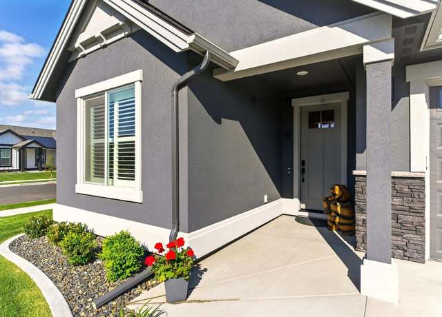 Property at 3220 Emory Ave, Richland, WA 99354, 3 beds, 2 baths