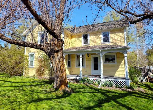 Property at 103 E Spring St, Uniontown, WA 99179, 3 beds, 4 baths