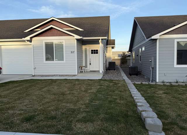Property at 217 Claret Dr, Prosser, WA 99350, 2 beds, 2 baths