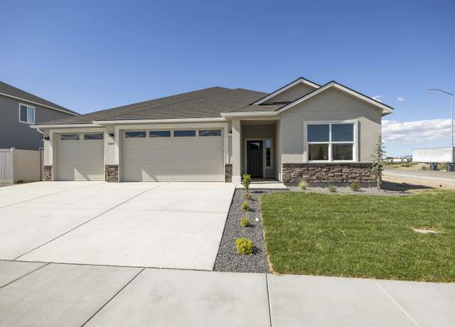 Property at 203 Schrute Rd, Prosser, WA 99350, 3 beds, 2.5 baths