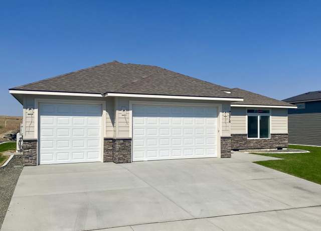 Property at 2876 S Belfair Pl, Kennewick, WA 99338, 3 beds, 2 baths