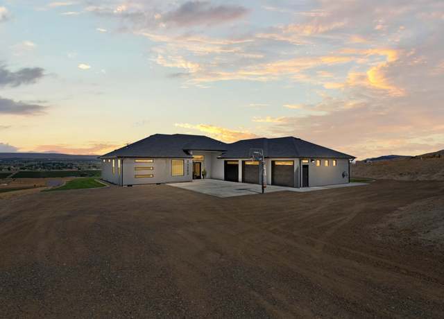 Property at 24282 S Ward Gap Rd, Prosser, WA 99350, 3 beds, 2 baths