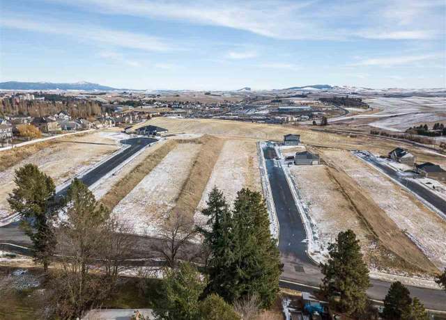 Property at 650 SW Waha Ct, Pullman, WA 99163