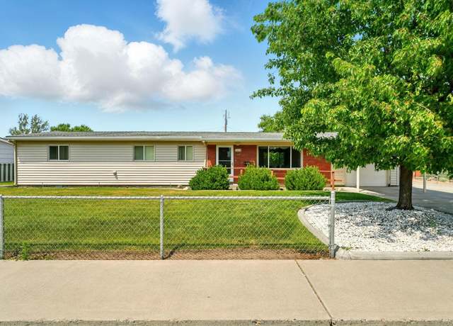 Property at 3212 W John Day Ave, Kennewick, WA 99336, 3 beds, 1 bath