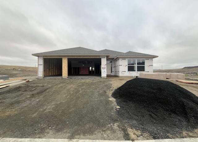Property at 2822 S Belfair Pl, Kennewick, WA 99338, 3 beds, 2 baths