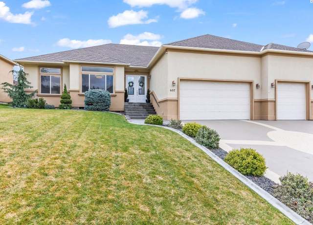 Property at 607 N 74th Ave, Yakima, WA 98908, 4 beds, 2.5 baths