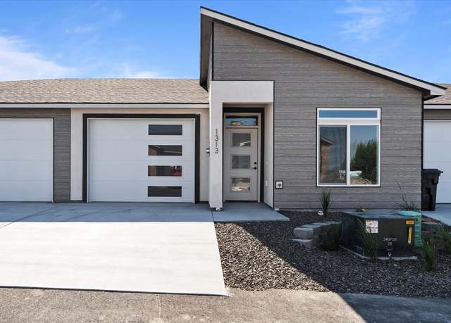 Property at 1313 Kalani Ct, West Richland, WA 99353, 2 beds, 2 baths