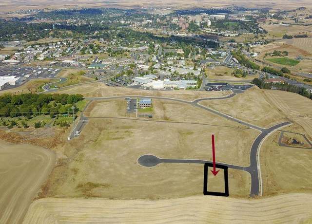 Property at 2025 SE Grand Ronde Ct, Pullman, WA 99163