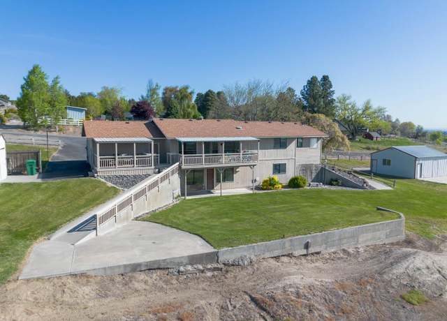 Property at 101505 E Reata Rd, Kennewick, WA 99338, 4 beds, 3 baths