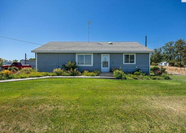 Property at 11302 N Albro Rd, Prosser, WA 99350, 3 beds, 1 bath