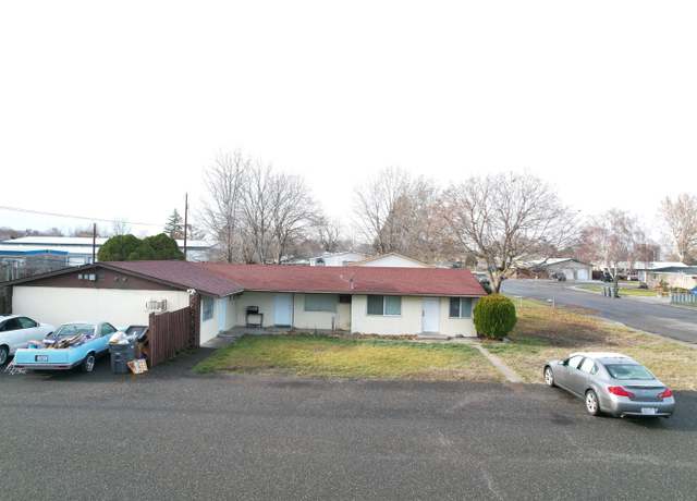 Property at 3211 W John Day Ave, Kennewick, WA 99336, 5 beds