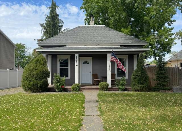 Property at 1312 Grant Ave, Prosser, WA 99350, 3 beds, 2 baths