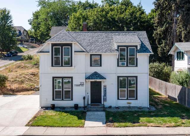 Property at 201 W Wawawai St, Colfax, WA 99111, 5 beds, 2 baths