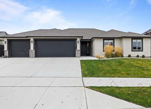 Property at 5548 W 32nd Ave, Kennewick, WA 99338, 3 beds, 2 baths