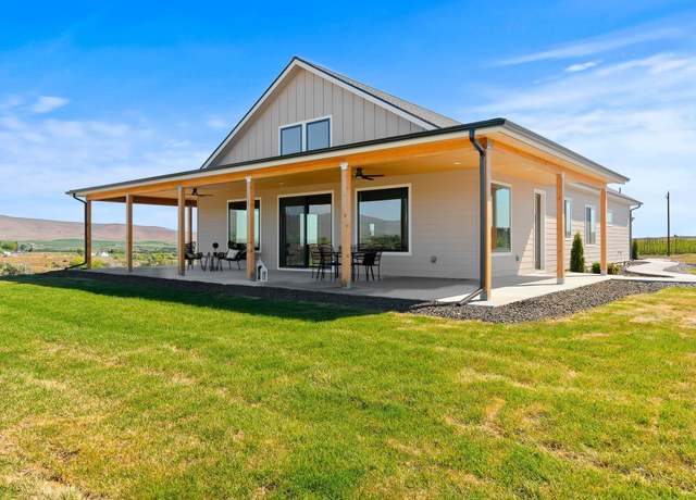 Property at 3134 Stone Rd, Yakima, WA 98908, 3 beds, 2 baths