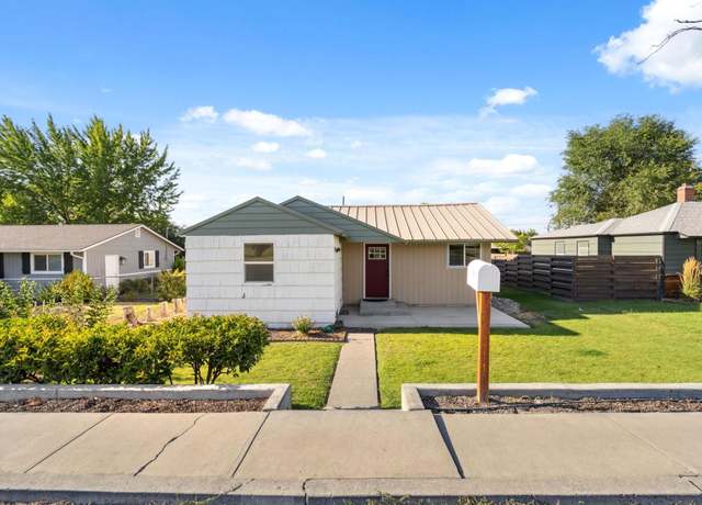 Property at 1814 Highland Dr, Prosser, WA 99350, 4 beds, 2 baths