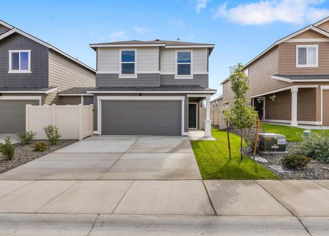 Property at 755 S Zeelar St, Kennewick, WA 99336, 4 beds, 0.5 baths