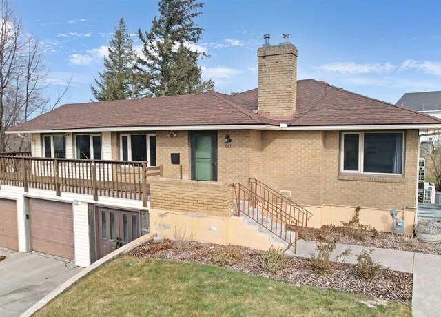 Property at 621 E Southview, Colfax, WA 99111, 5 beds, 2 baths