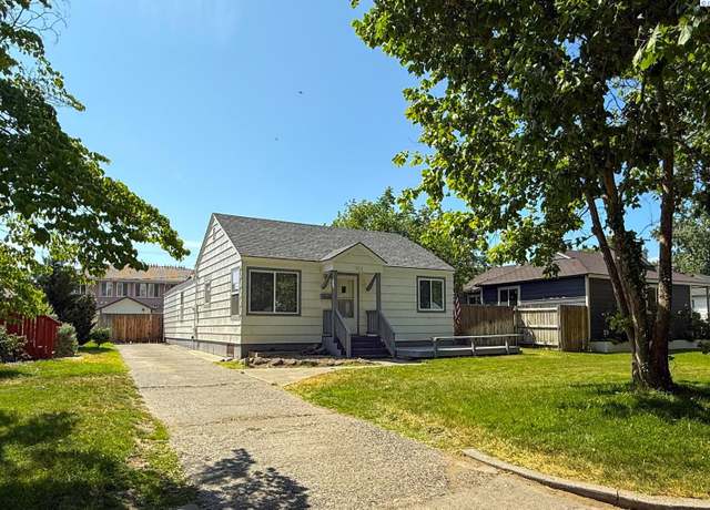 Property at 912 S Alder St, Kennewick, WA 99336, 4 beds, 1 bath