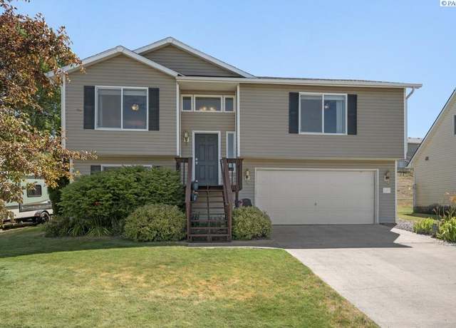 Property at 1970 NW Ventura Ct, Pullman, WA 99163, 4 beds, 2 baths