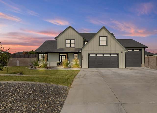 Property at 12815 S Steeplechase Dr, Kennewick, WA 99338, 5 beds, 2.5 baths
