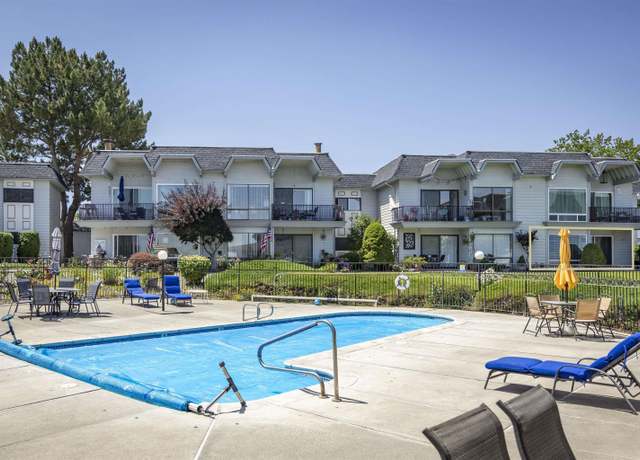Property at 2401 W Canal Drive 4-a Dr, Kennewick, WA 99336, 2 beds, 2 baths
