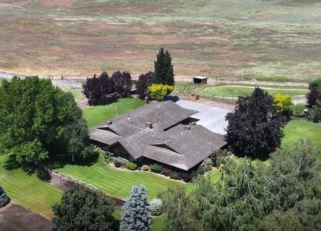 Property at 170732 Olsen Rd, Grandview, WA 98930, 4 beds, 2.5 baths