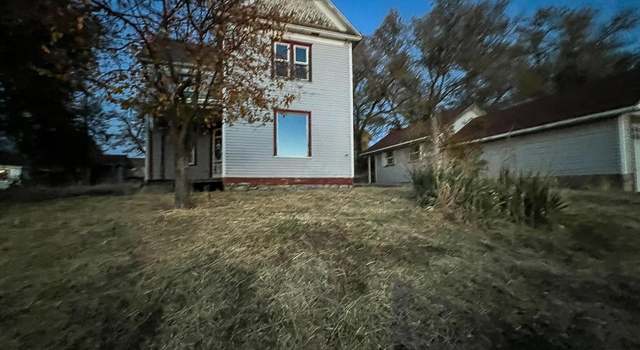 Photo of 304 C St, Endicott, WA 99125