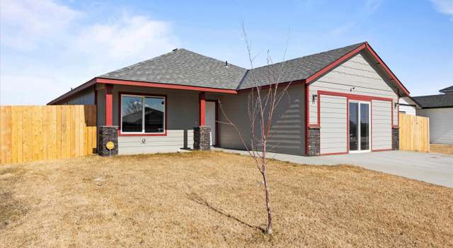Photo of 636 E Franklin St, Connell, WA 99326