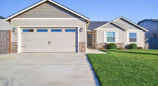 Photo of 606 Sweetheart Pl, Grandview, WA 98930