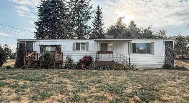 Photo of 102 N 6th St, Oakesdale, WA 99158