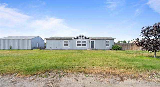 Photo of 16 Quincy Rd, Burbank, WA 99323