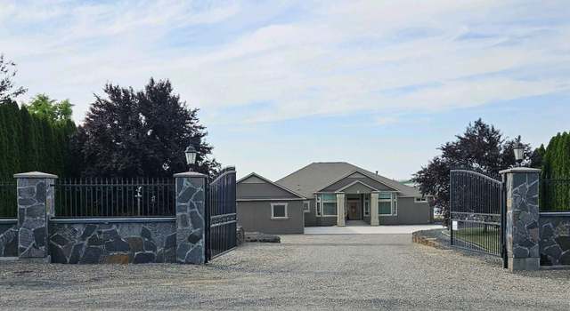 Photo of 183 Snake River Dr, Burbank, WA 99323