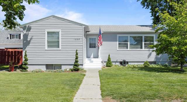 Property at 1607 Davison Ave, Richland, WA 99354, 5 beds, 2 baths