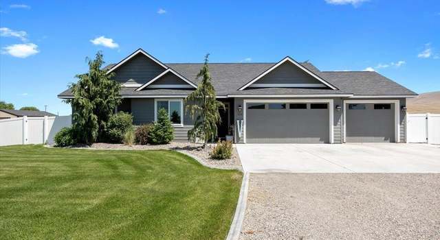 Photo of 256 Byron Rd, Prosser, WA 99350