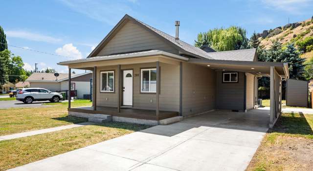 Photo of 205 W 8th St, Colfax, WA 99111