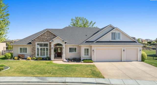 Photo of 3008 Bluffs Dr, Richland, WA 99354