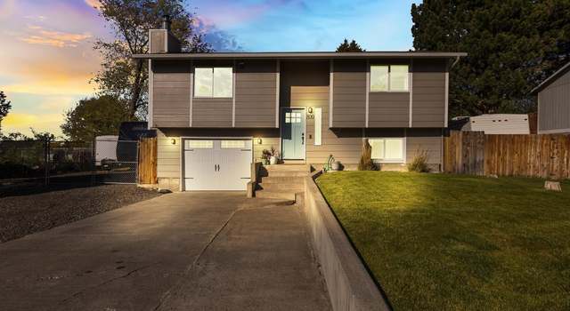 Photo of 800 W 40th Pl, Kennewick, WA 99337