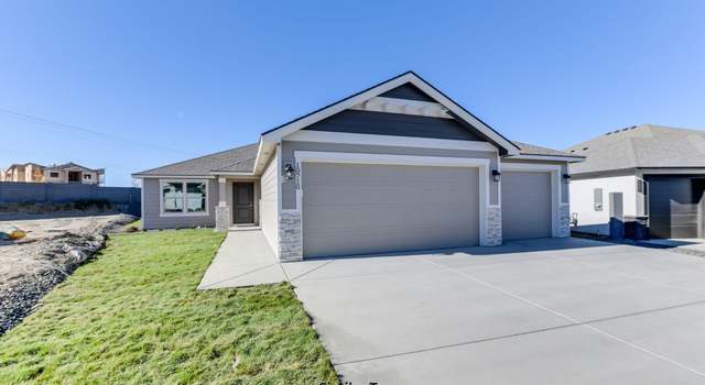 Photo of 607 Vineyard St, Grandview, WA 98930
