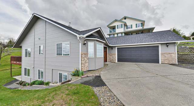 Photo of 745 SE Carolstar Dr, Pullman, WA 99163