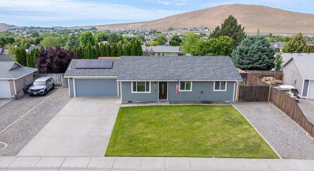 Photo of 4825 Forsythia St, West Richland, WA 99353